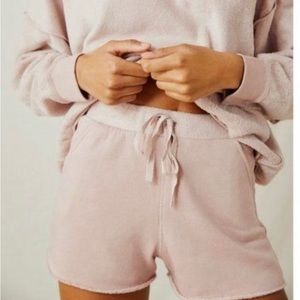 FREE PEOPLE Kelly Shorts in Rose Water - Size Medium